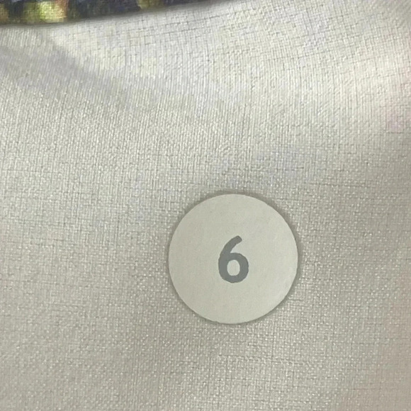 Lululemon Women's Size 6 Spring Break Away Short Tie Waist Floral Sport Multi - Picture 5 of 9